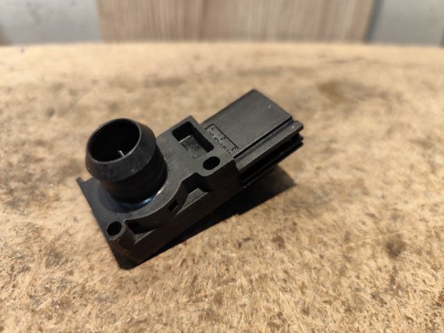 bontott HYUNDAI i40 Fékrásegítő Nyomásérzékelő