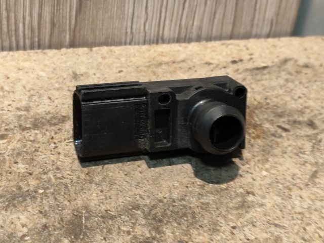 bontott HYUNDAI i40 Fékrásegítő Nyomásérzékelő