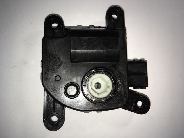 bontott HYUNDAI i40 Fűtés Állító Motor