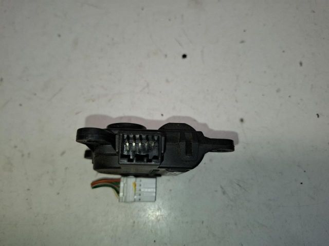 bontott HYUNDAI i40 Fűtés Állító Motor