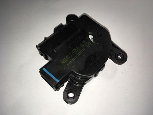 bontott HYUNDAI i40 Fűtés Állító Motor