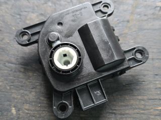 bontott HYUNDAI i40 Fűtés Állító Motor