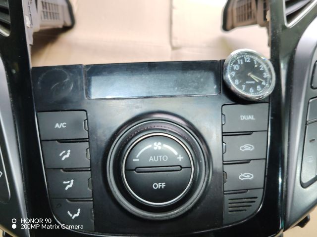 bontott HYUNDAI i40 Fűtéskapcsoló (digit klímás)