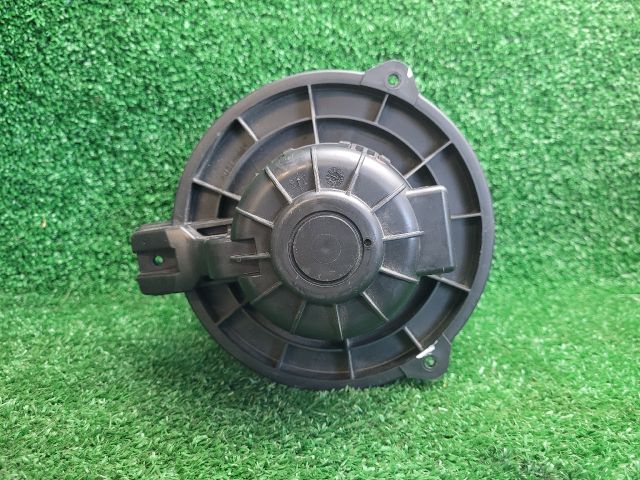 bontott HYUNDAI i40 Fűtőmotor (Klímás)