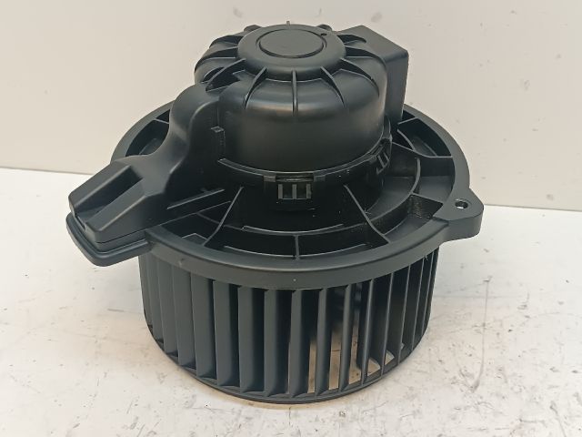 bontott HYUNDAI i40 Fűtőmotor (Klímás)