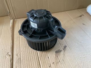 bontott HYUNDAI i40 Fűtőmotor (Klímás)