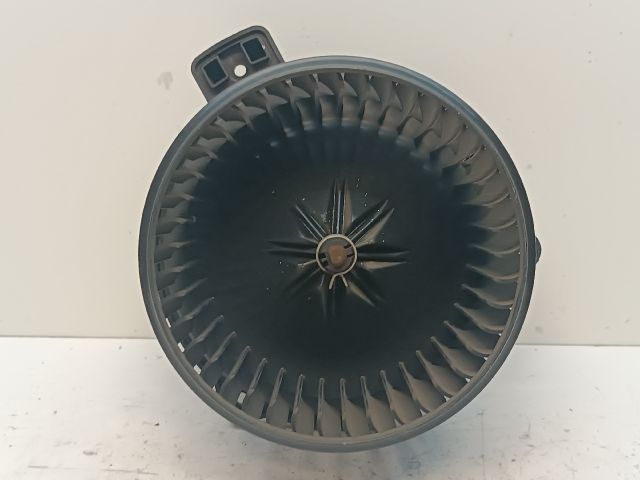 bontott HYUNDAI i40 Fűtőmotor (Klímás)