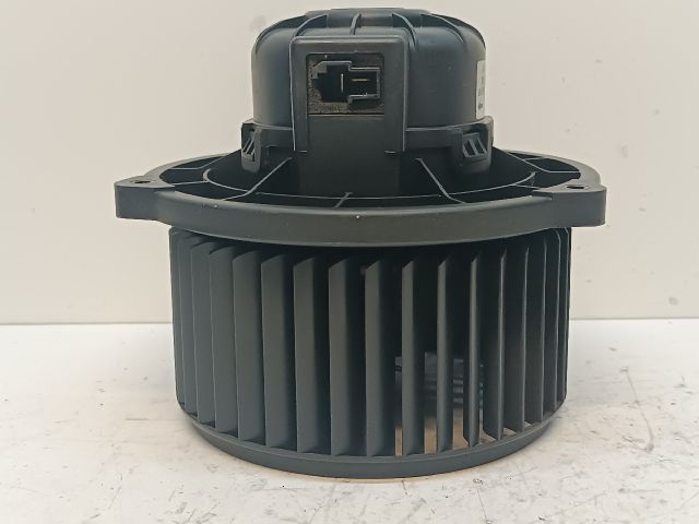 bontott HYUNDAI i40 Fűtőmotor (Klímás)