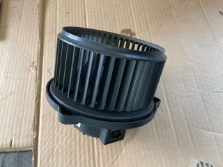 bontott HYUNDAI i40 Fűtőmotor (Klímás)