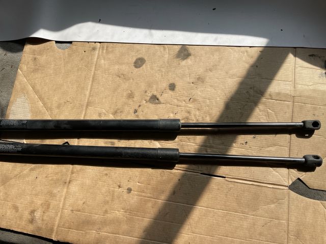 bontott HYUNDAI i40 Gázrugós Kitámasztó Teleszkóp Pár Csomagtérajtó