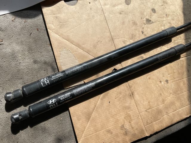 bontott HYUNDAI i40 Gázrugós Kitámasztó Teleszkóp Pár Csomagtérajtó