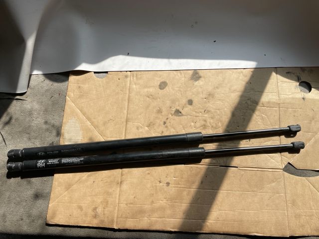 bontott HYUNDAI i40 Gázrugós Kitámasztó Teleszkóp Pár Csomagtérajtó