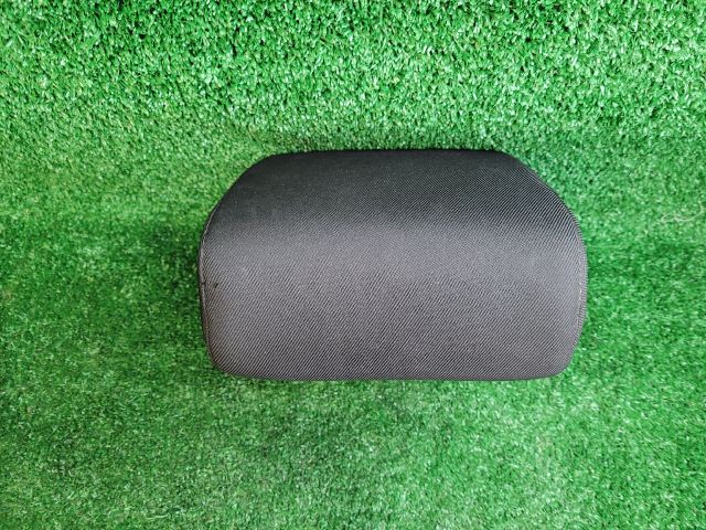 bontott HYUNDAI i40 Hátsó középső Fejtámla