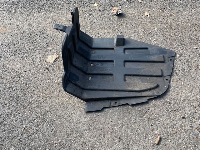 bontott HYUNDAI i40 Hátsó Lökhárító Alsó (Műanyag)