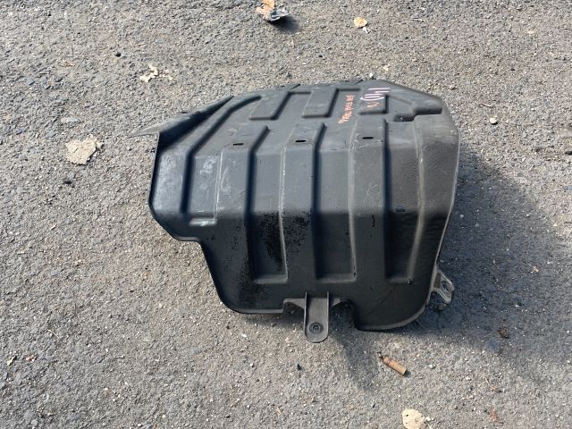 bontott HYUNDAI i40 Hátsó Lökhárító Alsó (Műanyag)