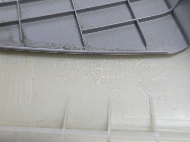 bontott HYUNDAI i40 Jobb B Oszlop Burkolat