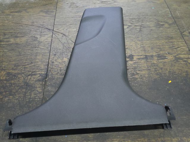 bontott HYUNDAI i40 Jobb B Oszlop Burkolat