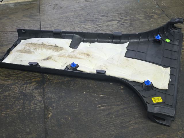 bontott HYUNDAI i40 Jobb B Oszlop Burkolat