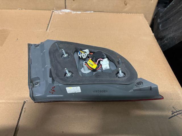 bontott HYUNDAI i40 Jobb Belső Hátsó Lámpa