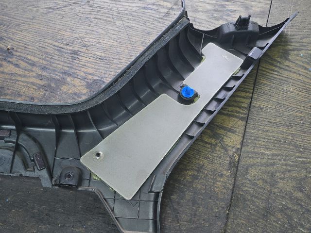 bontott HYUNDAI i40 Jobb C Oszlop Burkolat