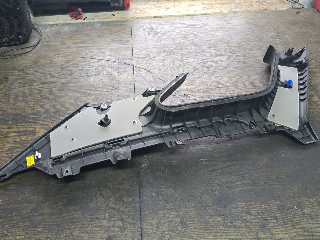 bontott HYUNDAI i40 Jobb C Oszlop Burkolat