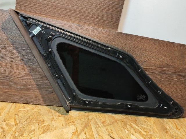 bontott HYUNDAI i40 Jobb C Oszlop Oldalablak Üveg