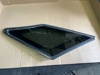 bontott HYUNDAI i40 Jobb C Oszlop Oldalablak Üveg