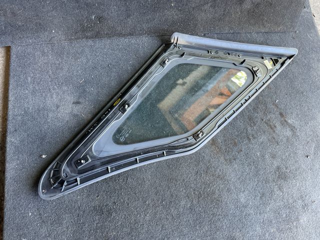 bontott HYUNDAI i40 Jobb C Oszlop Oldalablak Üveg