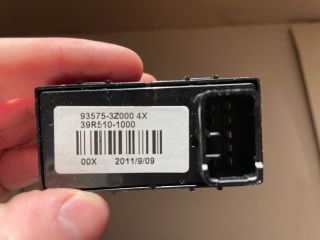 bontott HYUNDAI i40 Jobb első Ablakemelő Kapcsoló