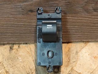 bontott HYUNDAI i40 Jobb első Ablakemelő Kapcsoló