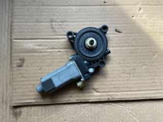 bontott HYUNDAI i40 Jobb első Ablakemelő Motor