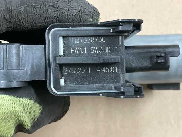 bontott HYUNDAI i40 Jobb első Ablakemelő Motor