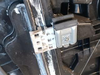 bontott HYUNDAI i40 Jobb első Ablakemelő Szerkezet (Elektromos)