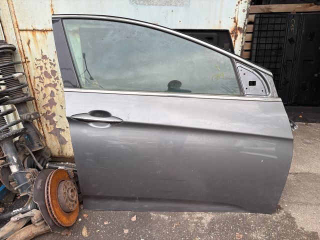 bontott HYUNDAI i40 Jobb első Ajtó (Részeivel)