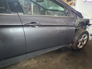 bontott HYUNDAI i40 Jobb első Ajtó (Részeivel)