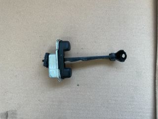 bontott HYUNDAI i40 Jobb első Ajtóhatároló