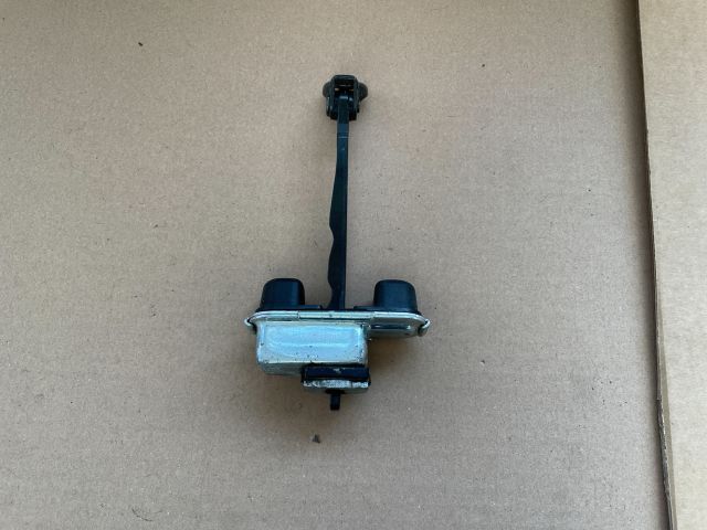 bontott HYUNDAI i40 Jobb első Ajtóhatároló