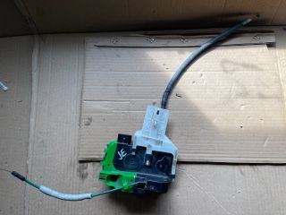 bontott HYUNDAI i40 Jobb első Ajtózár