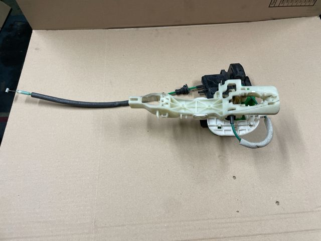 bontott HYUNDAI i40 Jobb első Ajtózár