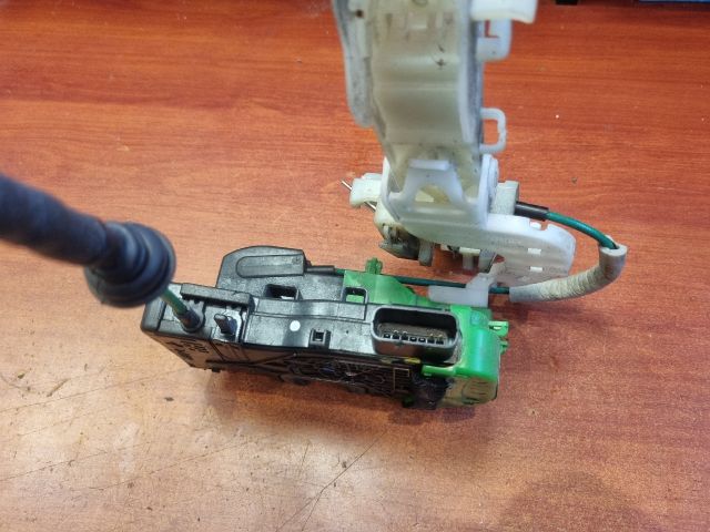 bontott HYUNDAI i40 Jobb első Ajtózár