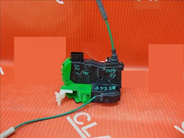 bontott HYUNDAI i40 Jobb első Ajtózár