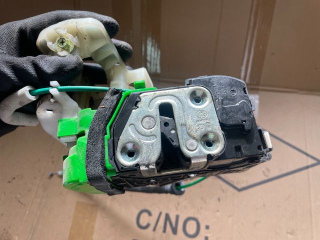 bontott HYUNDAI i40 Jobb első Ajtózár