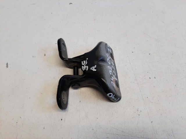 bontott HYUNDAI i40 Jobb első Alsó Zsanér