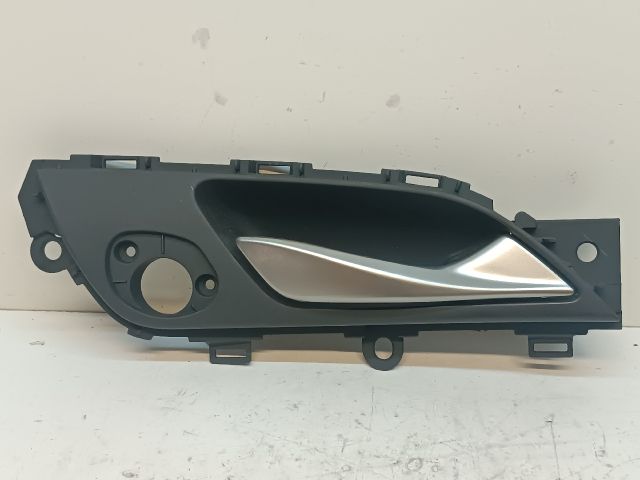 bontott HYUNDAI i40 Jobb első Belső Kilincs