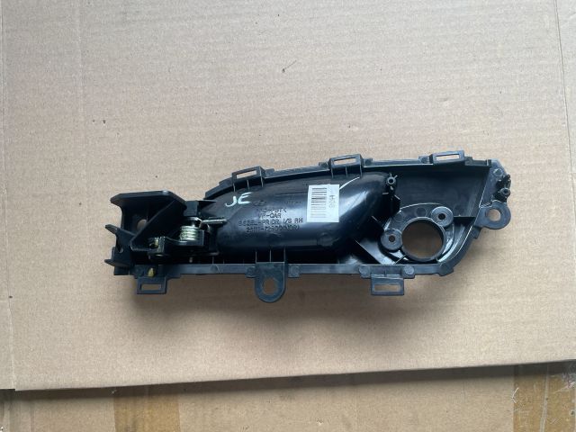 bontott HYUNDAI i40 Jobb első Belső Kilincs