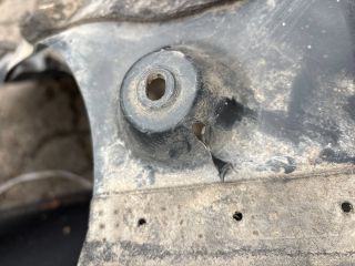 bontott HYUNDAI i40 Jobb első Első Dobbetét (Kerékjárati, Műanyag)