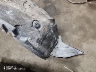 bontott HYUNDAI i40 Jobb első Első Dobbetét (Kerékjárati, Műanyag)