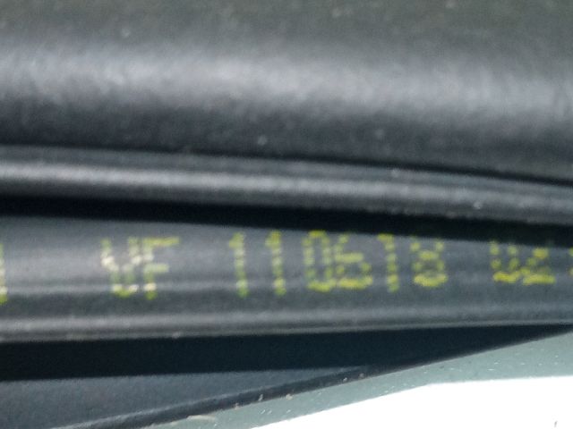 bontott HYUNDAI i40 Jobb első Gumikéder