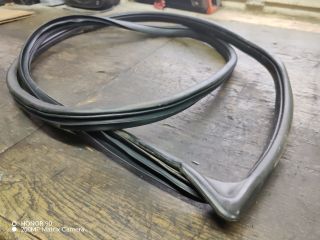 bontott HYUNDAI i40 Jobb első Gumikéder