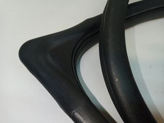 bontott HYUNDAI i40 Jobb első Gumikéder